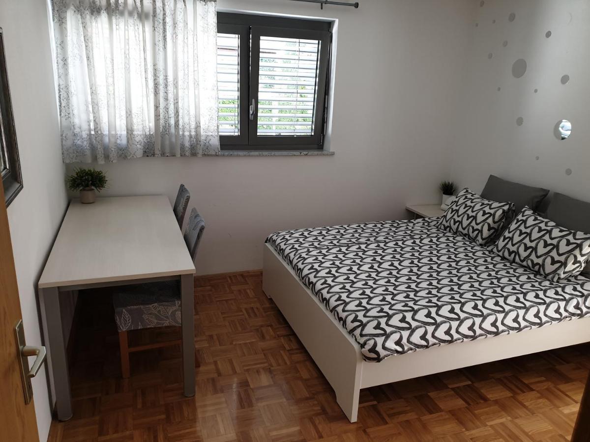 Apartment Emma Ljubljana - Free Parking, Ac, Wifi 外观 照片