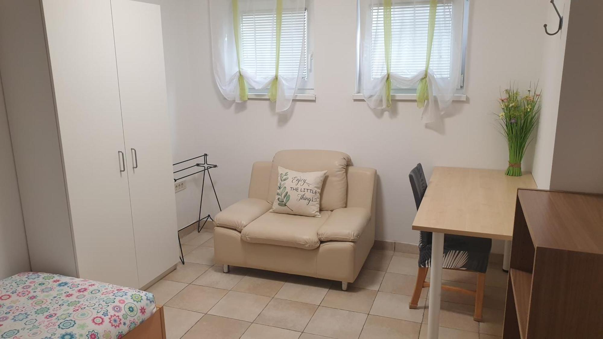 Apartment Emma Ljubljana - Free Parking, Ac, Wifi 外观 照片