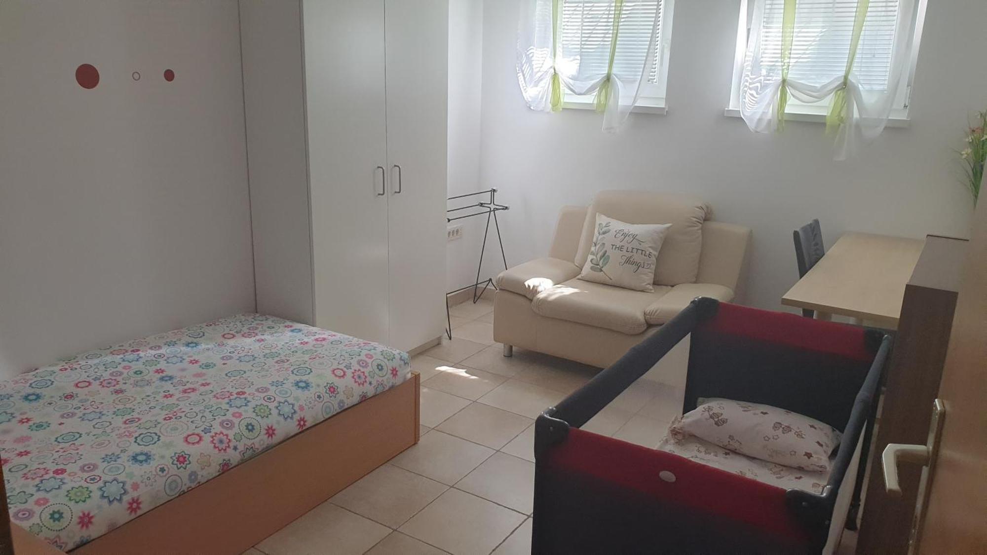 Apartment Emma Ljubljana - Free Parking, Ac, Wifi 外观 照片